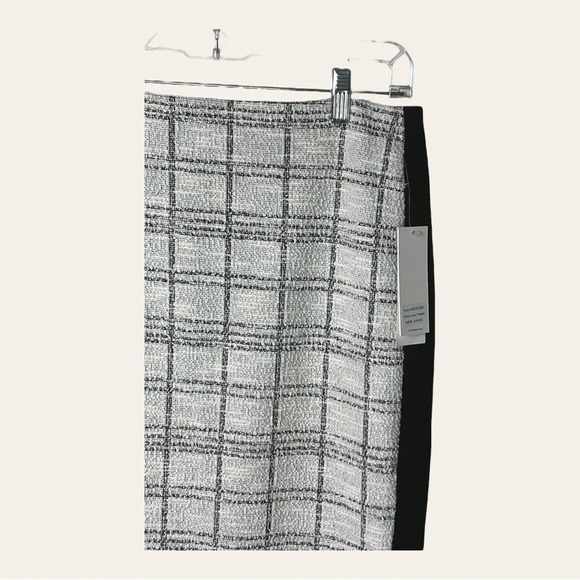 0899. CALVIN KLEIN TWEED PENCIL SKIRT SIZE‎ 6 CREAM/METALLIC SILVER/BLACK - Picture 4 of 12